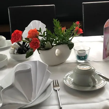 Astral'inn & Restaurant 호텔