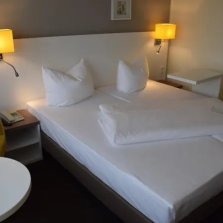 Astral'inn & Restaurant 호텔 3*