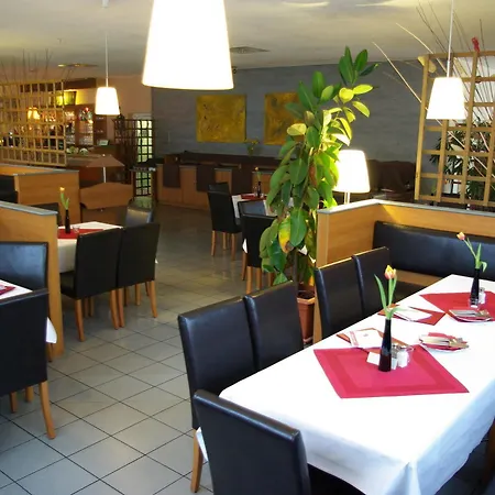 호텔 Astral'inn & Restaurant 라이프치히